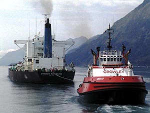 The tug Tanerliq tethered to the tanker Overseas Washington in 2002.